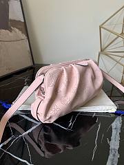 Louis Vuitton Scarla Mahina In Pink M80093  - 5