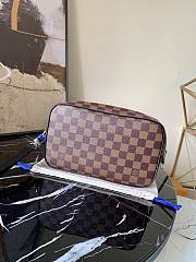Louis Vuitton Damier Ebene Clutch N41663  - 6