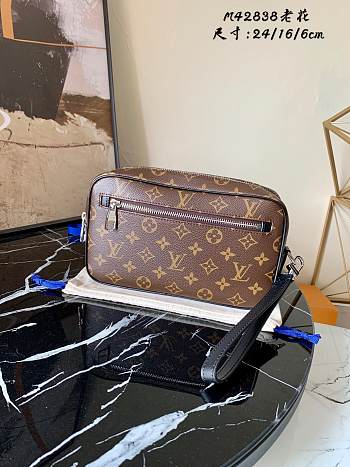 Louis Vuitton Monogram Clutch In Brown N41663 Size 24x16x6cm