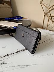 Louis Vuitton Lockme Zippy Wallet Leather M62622  - 3