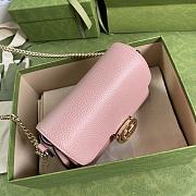 Gucci Logo Shoulder Bag In Pink 607720  - 3