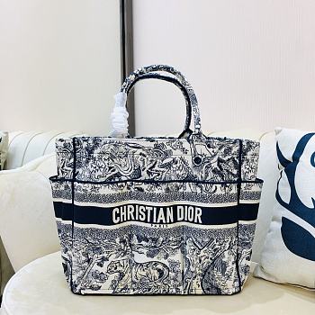 Dior Beach Tote Bag |001 9028 Size 42x30x17cm