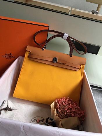 Hermes Herbag Zip 31 Bag |011
