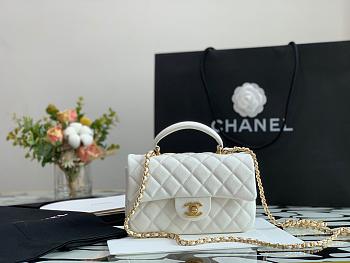 Chanel Classic Mini Flap Bag In 