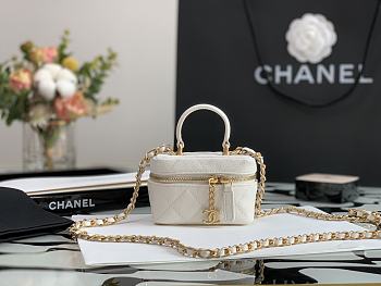 Chanel Small Vanity In White