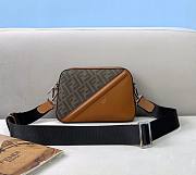 Fendi Crossbody Bag 0133A Size 23x5x15cm - 1