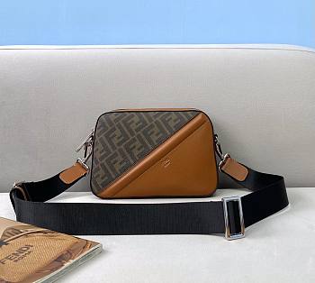 Fendi Crossbody Bag 0133A Size 23x5x15cm