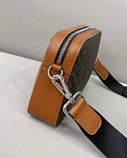 Fendi Crossbody Bag 0133A Size 23x5x15cm - 2