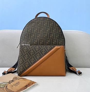 Fendi Backpack 8366 Size 31x15x35cm