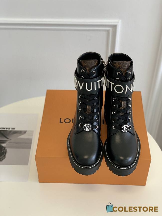 Louis Vuitton Territore Flap Ranger - 1