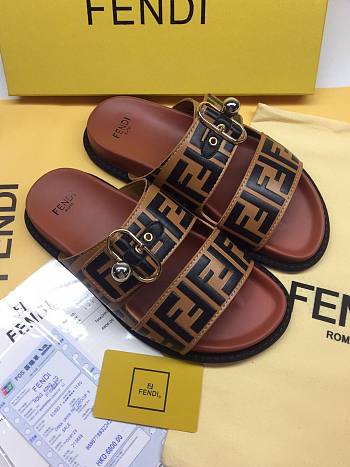 Fendi Slippers 