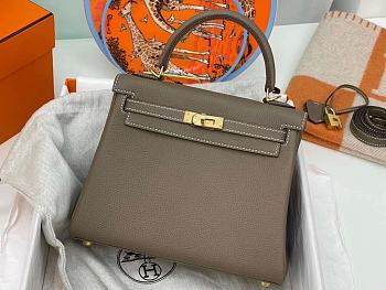 Hermes Kelly Bag In Grey Gold Hardware