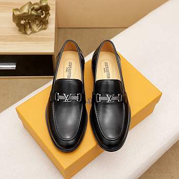 Louis Vuitton Maojor Loafers