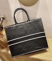 Dior Book Tote Black Calfskin M1286 Size 41cm - 5