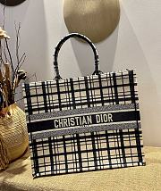 Dior Book Tote Cannage Embroidery Black&White M1286 Size 41.5x32x5cm. - 3