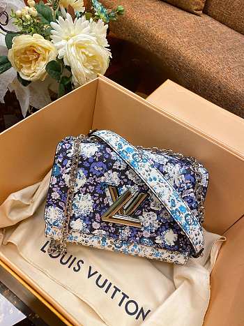 Louis Vuitton Twist Poetic Flower M50280 Size 23x18x8cm