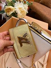 Louis Vuitton Twist White Epi Leather M50280 Size 23x18x8cm - 2