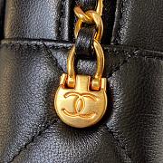Chanel Shoulder Bag In Black Lambskin Leather AS2857 Size 16x12x6cm - 4