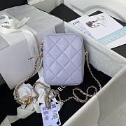 Chanel Shoulder Bag In Light Purple Lambskin Leather AS2857  - 3