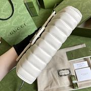 Gucci GG Marmont Matelassé In White With Silver Chain 474575 Size 20cm - 2