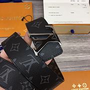 Louis Vuitton Monogram Belt 2 Sides Black Hardware - 5