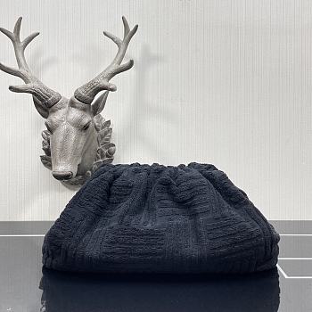 Fendi Cloud Pouch In Black Size 40x18x18cm