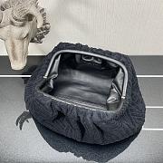 Fendi Cloud Pouch In Black Size 40x18x18cm - 6