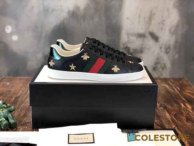 Gucci Wmns Ace Embroidered ‘Bee’ Shoses In Black - 1