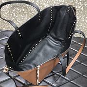 Valentino Garavani Rockstud Tote Bag In Brown - 4