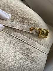 Hermes Picotin 18 Bag In White - 4