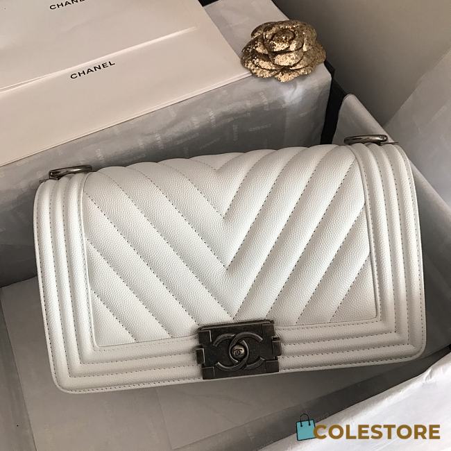Chanel Boy Flap Bag White Chervon Calfskin 67086 Size 25cm - 1