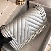 Chanel Boy Flap Bag Silver Chevron Calfskin 67086 Size 25cm - 6