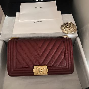 Chanel Boy Flap Bag Rouge Chevron Calfskin Leather 67086 Size 25cm