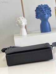 Louis Vuitton New Flap Messenger Bag M30807  - 5