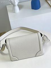 Louis Vuitton New Flap Messenger Bag White M30807 - 3