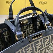 Fendi Peekaboo x Tote Hand Bag Black Size 41X29X14cm - 6
