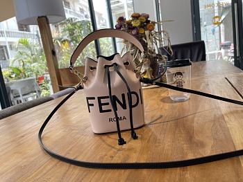 Fendi Mon Tresor Small Bucket Bag With Pink 8BS01
