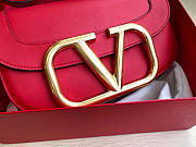 Valentino Garavani Supervee Shoulder Red Bag Size 26.5x9x15cm - 5