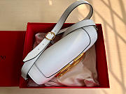 Valentino Garavani Supervee Shoulder White Bag Size 26.5x9x15cm - 6