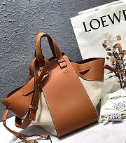 Loewe Hammock Bag in Brown Calfskin Size 32 x 28 x 15 cm - 6