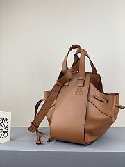 Loewe Hammock Bag in Calfskin Size 32 x 28 x 15 cm - 4