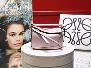 Loewe Puzzle Bag Soft Grained Calfskin Blossom/Pink Size 18*12.5*8cm - 1