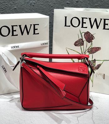 loewe puzzle raspberry