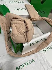 Bottega Veneta Tech Cassette Padded Bag Cream 628951 Size 30cm*15cm*7.5cm - 4