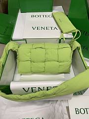 Bottega Veneta Tech Cassette Padded Bag Green 628951 Size 30cm*15cm*7.5cm - 1