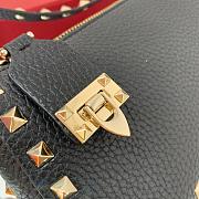 Small Rockstud Grainy Calfskin Crossbody Bag Black 19cm - 4
