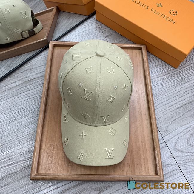 LV Hat 21 Beige - 1