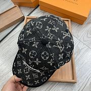 LV Hat 21 Black - 2