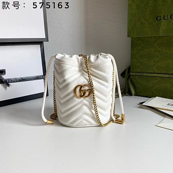 Gucci GG Marmont Bucket Bag White 575163 Size 19x17cm