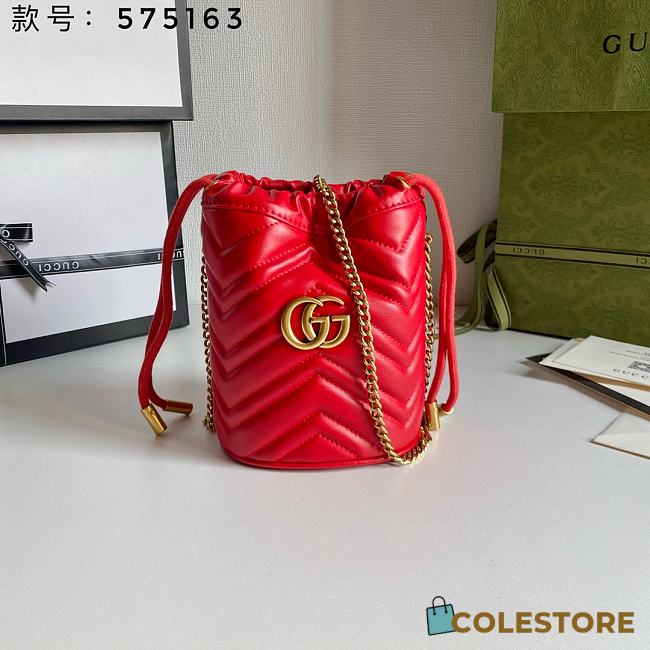Gucci GG Marmont Bucket Bag Red 575163 Size 19x17cm - 1